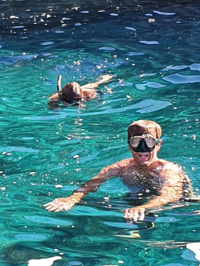 Porquerolles - Nuit Insolite A Bord Du Defi Fou Bagian luar foto